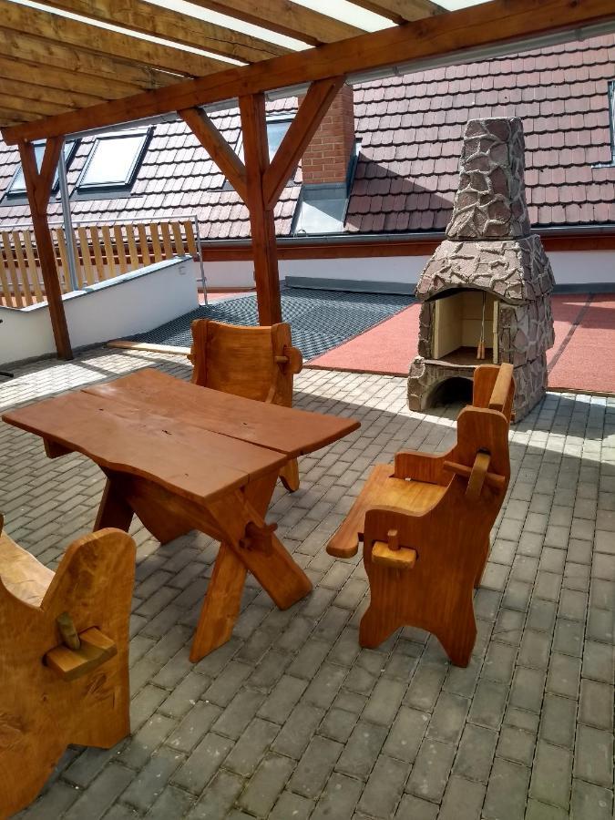 Apartmany Lono Jičín المظهر الخارجي الصورة