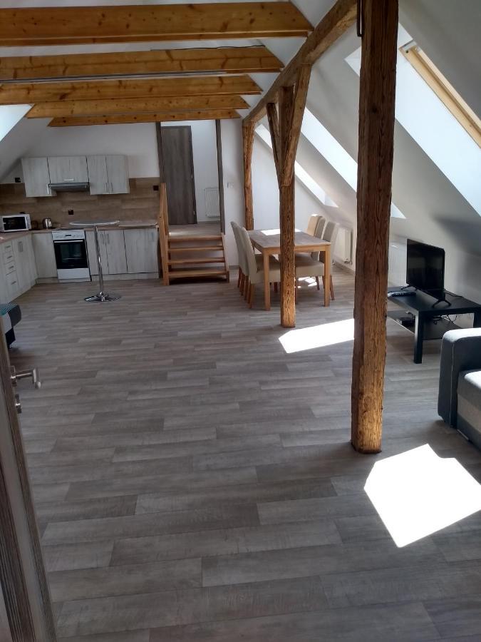 Apartmany Lono Jičín المظهر الخارجي الصورة