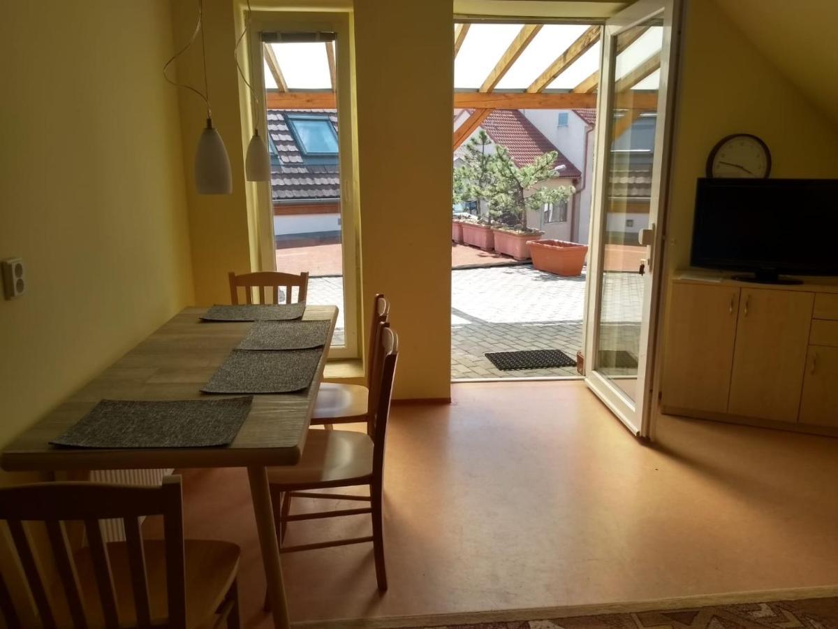 Apartmany Lono Jičín المظهر الخارجي الصورة