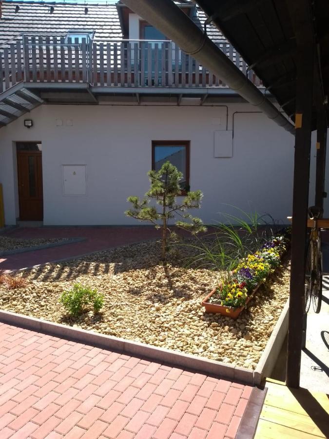 Apartmany Lono Jičín المظهر الخارجي الصورة