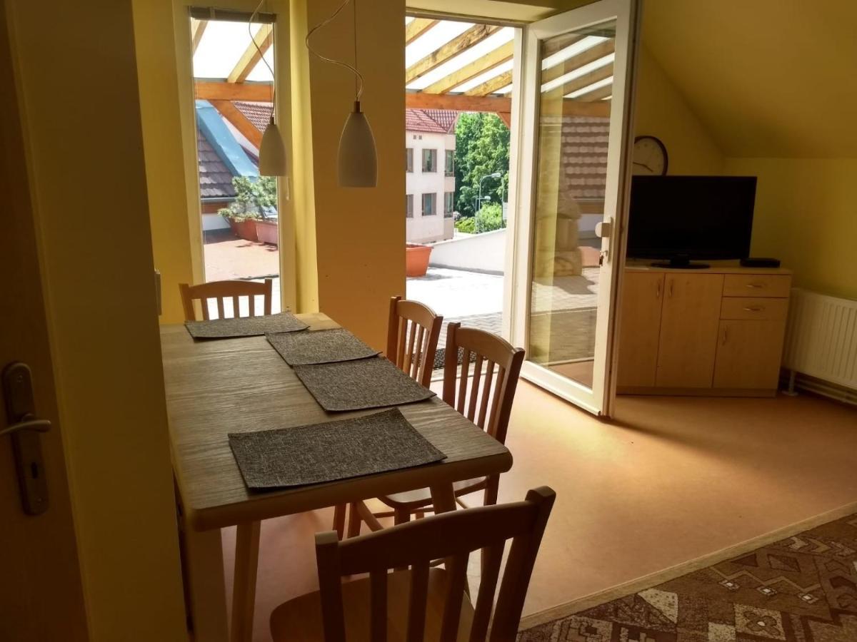 Apartmany Lono Jičín المظهر الخارجي الصورة